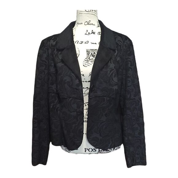 Black Structured Embossed Blazer - Picture 1 of 7
